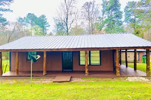 88 Gazebo St, Huntsville, TX 77340 - Photo 1