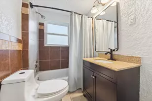 2512 Cleburne St, Houston, TX 77004 - Photo 9