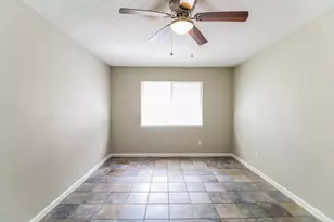 4427 Ravine Dr, Friendswood, TX 77546 - Photo 9