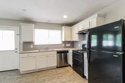 4427 Ravine Drive, Friendswood, TX 77546 - Photo 7