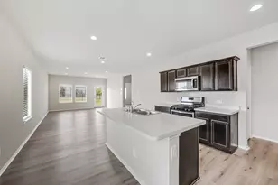 16524 Cascading Pnes Ct, Conroe, TX 77302 - Photo 5