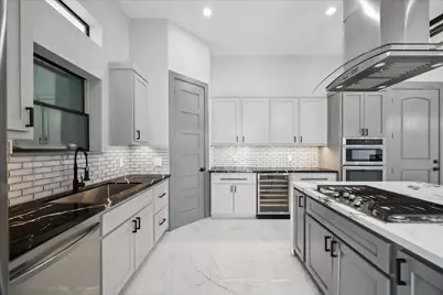 2321 Tuam Street, Houston, TX 77004 - Photo 11