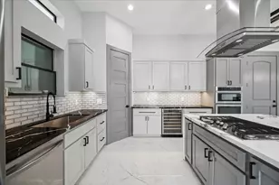 2321 Tuam St, Houston, TX 77004 - Photo 11