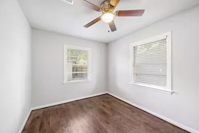 5106 De Lange Lane, Houston, TX 77092 - Photo 9