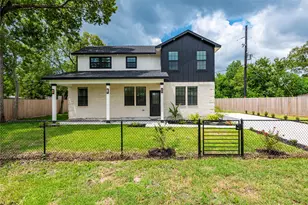 8031 Round Rock Dr, Houston, TX 77049 - Photo 5