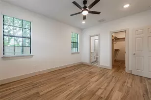 8031 Round Rock Dr, Houston, TX 77049 - Photo 19