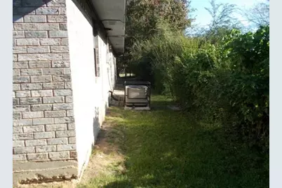 111 Sowescor Street, Crockett, TX 75835 - Photo 9