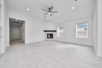 5843 Madison Trail Drive, Richmond, TX 77469 - Photo 15