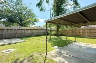 5807 Silver Frst Dr, Houston, TX 77092 - Photo 19