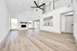 10510 White Fawn Dr, Houston, TX 77041 - Photo 5