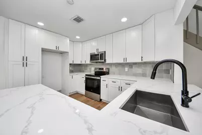 10510 White Fawn Drive, Houston, TX 77041 - Photo 13