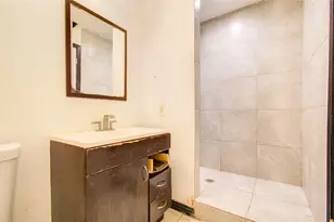 8014 Streamside Dr, Houston, TX 77088 - Photo 29