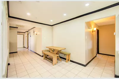 8014 Streamside Drive, Houston, TX 77088 - Photo 19