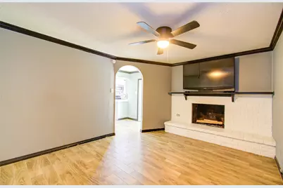 8014 Streamside Drive, Houston, TX 77088 - Photo 21