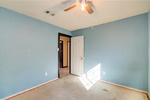 8014 Streamside Dr, Houston, TX 77088 - Photo 23