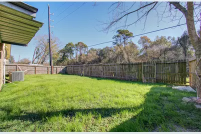 8014 Streamside Drive, Houston, TX 77088 - Photo 41