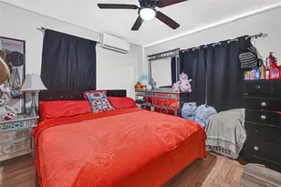 10526 Palestine St, Jacinto City, TX 77029 - Photo 11