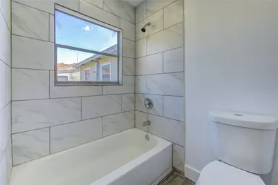 3020 2nd Avenue N, Texas City, TX 77590 - Photo 27