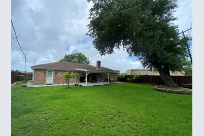 1414 Howell Avenue, La Marque, TX 77568 - Photo 25