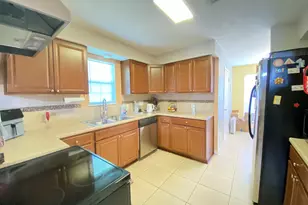1414 Howell Ave, La Marque, TX 77568 - Photo 9