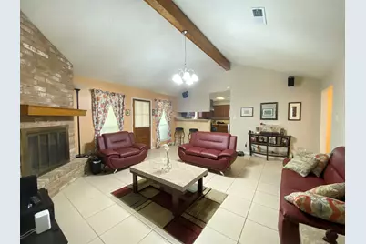1414 Howell Avenue, La Marque, TX 77568 - Photo 5