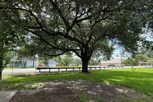 5525 Main St, Santa Fe, TX 77510 - Photo 33