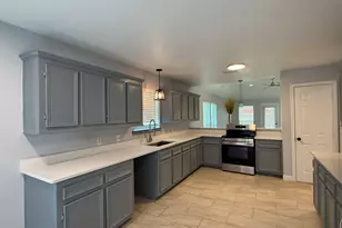 5525 Main St, Santa Fe, TX 77510 - Photo 3