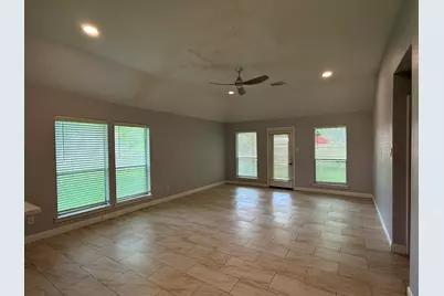 5525 Main Street, Santa Fe, TX 77510 - Photo 7
