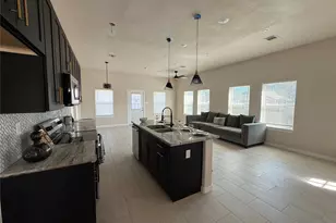 219 S 7th St, Beasley, TX 77417 - Photo 5