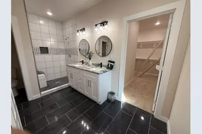 219 S 7th Street, Beasley, TX 77417 - Photo 11