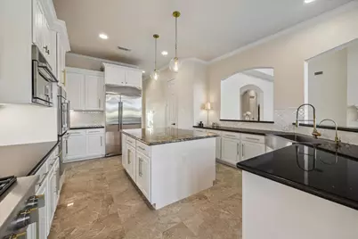 4511 Creek Point Lane, Missouri City, TX 77459 - Photo 17