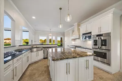 4511 Creek Point Lane, Missouri City, TX 77459 - Photo 13