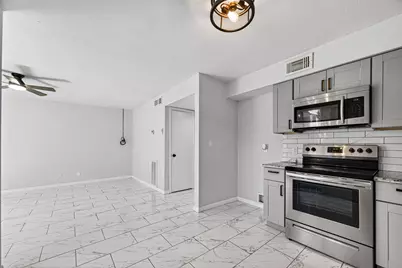 8046 Ellinger Lane, Houston, TX 77040 - Photo 13
