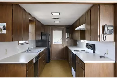 8820 Michael Street, East Bernard, TX 77435 - Photo 9