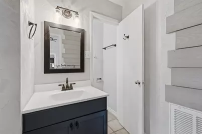 221 Oak Road, Clear Lake Shores, TX 77565 - Photo 13