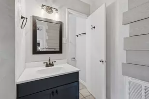 221 Oak Rd, Clear Lake Shores, TX 77565 - Photo 13