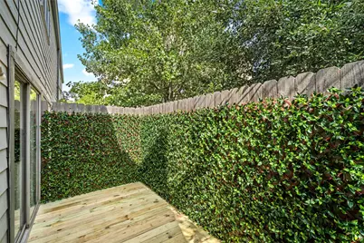 5000 Glenmont Drive, Houston, TX 77081 - Photo 15