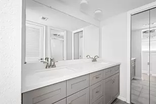 5000 Glenmont Dr, Houston, TX 77081 - Photo 21