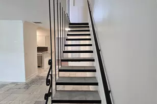 2693 Marilee Ln, Houston, TX 77057 - Photo 9