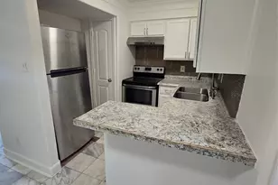 2693 Marilee Ln, Houston, TX 77057 - Photo 5