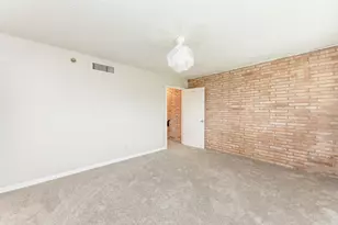 3809 N Braeswood Blvd, Houston, TX 77025 - Photo 19