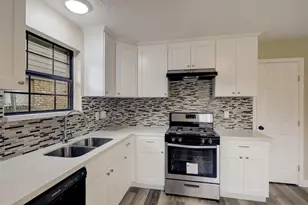 2606 Hillshire Dr, Deer Park, TX 77536 - Photo 7