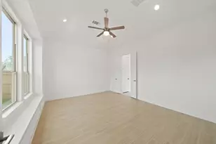 309 Wild Frk Ct, Conroe, TX 77304 - Photo 11