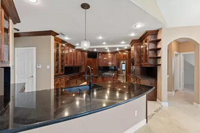 6423 Oakmont Creek Drive, Spring, TX 77379 - Photo 17