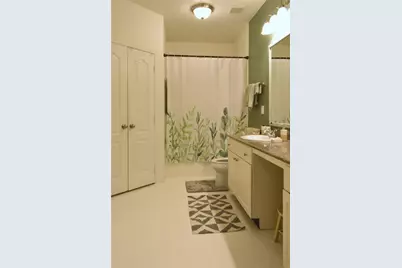 1711 Old Spanish Trail #104, Houston, TX 77054 - Photo 11