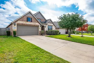 13726 Madera Bend Ln, Rosharon, TX 77583 - Photo 3