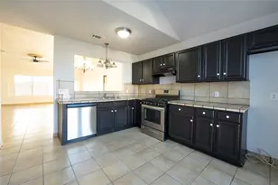 3609 21st St N, Texas City, TX 77590 - Photo 3