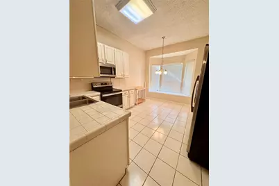 3423 Pecan Point Drive, Sugar Land, TX 77478 - Photo 5
