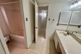 3423 Pecan Point Dr, Sugar Land, TX 77478 - Photo 7