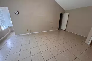 3423 Pecan Point Dr, Sugar Land, TX 77478 - Photo 9